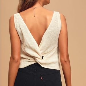 SUPER CUTE lulus cream tank, with not in the back size M price: 20